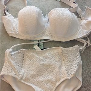 Pour Moi Castaway white bikini set
